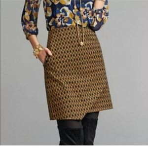 Cabi Standout Kensington Proper Short Skirt  Gold Medallion Knit sz XS WSK123